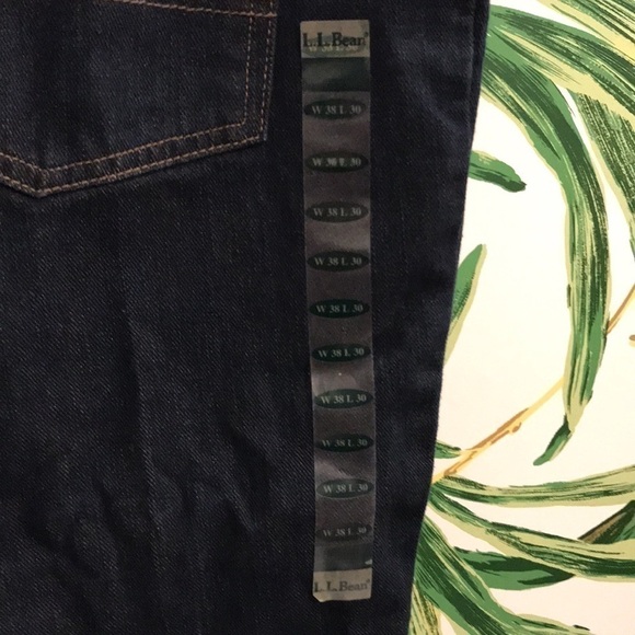 NWT L.L. Bean Men’s Dark Indigo Jeans 38 W X 30 L - Picture 5 of 6